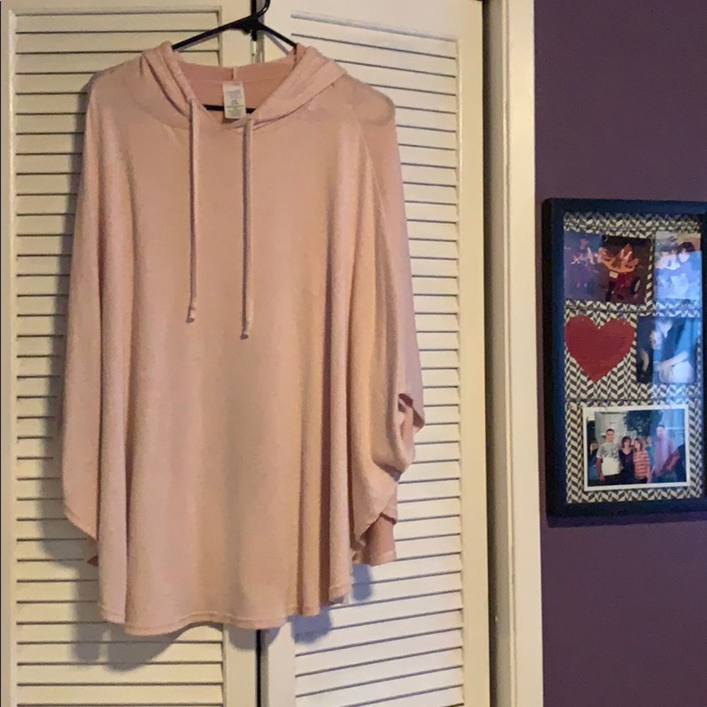 Heather light pink poncho